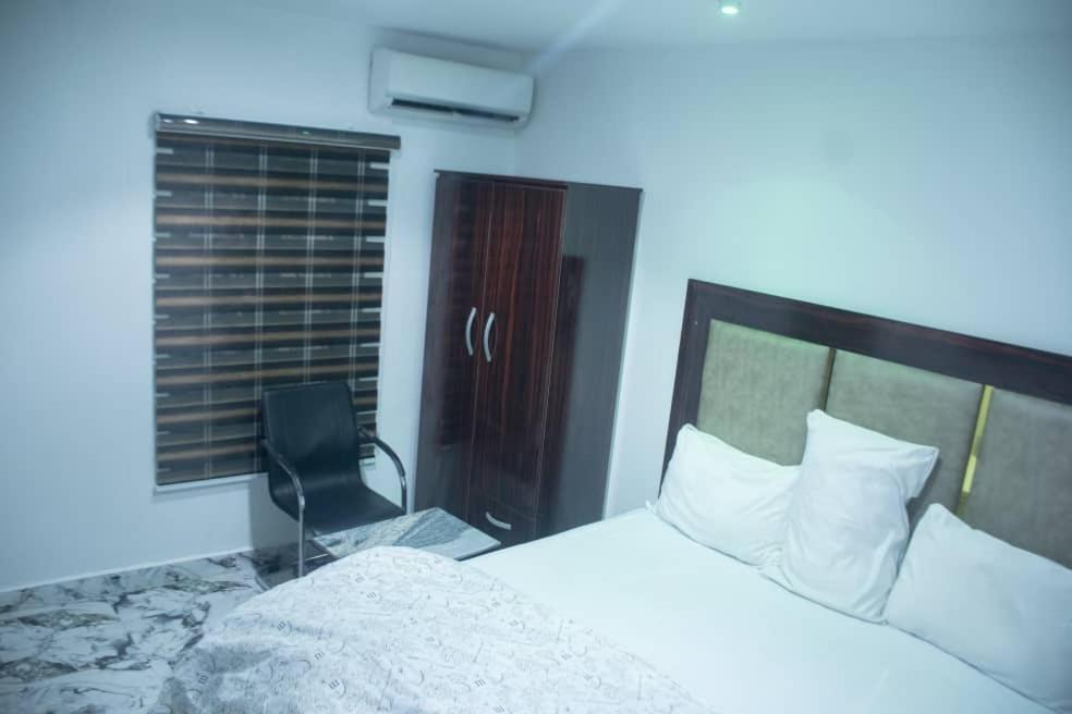 Kay Luxury Suites Uyo Kültér fotó