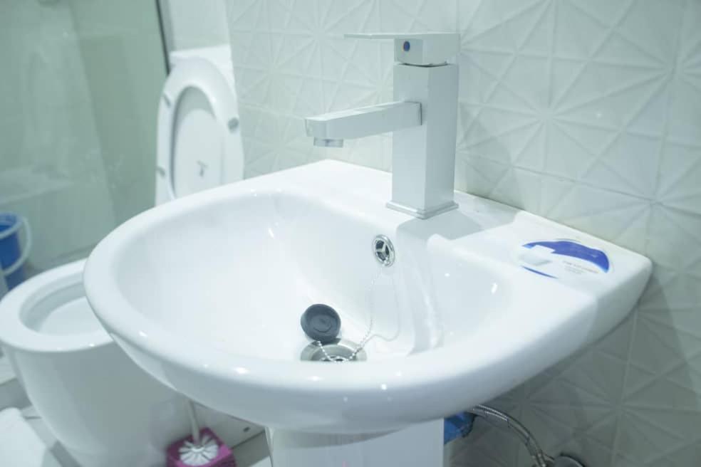 Kay Luxury Suites Uyo Kültér fotó